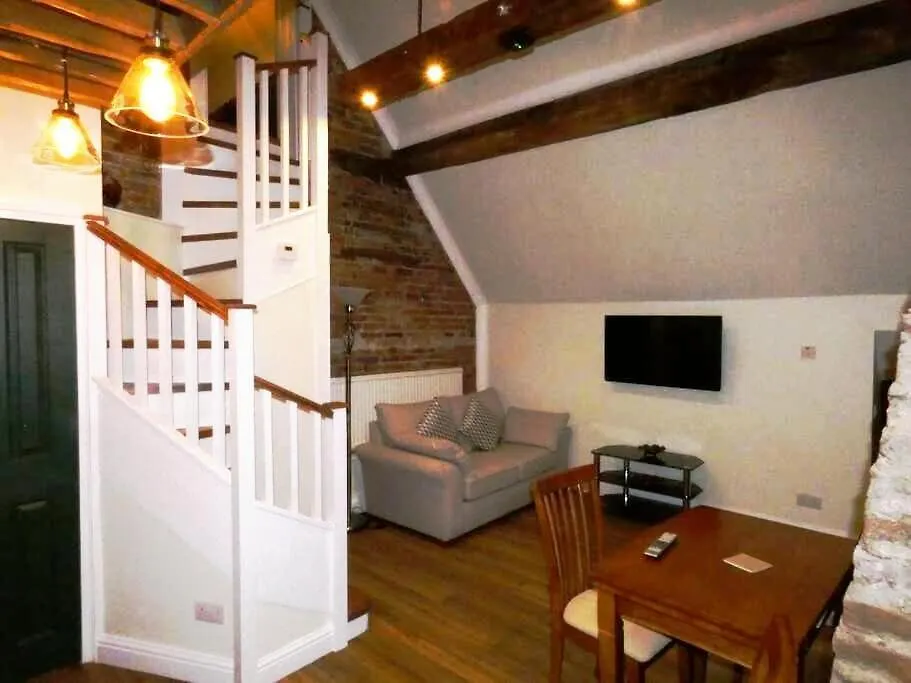 The Apple Chamber Self Contained Apartment Doncaster
