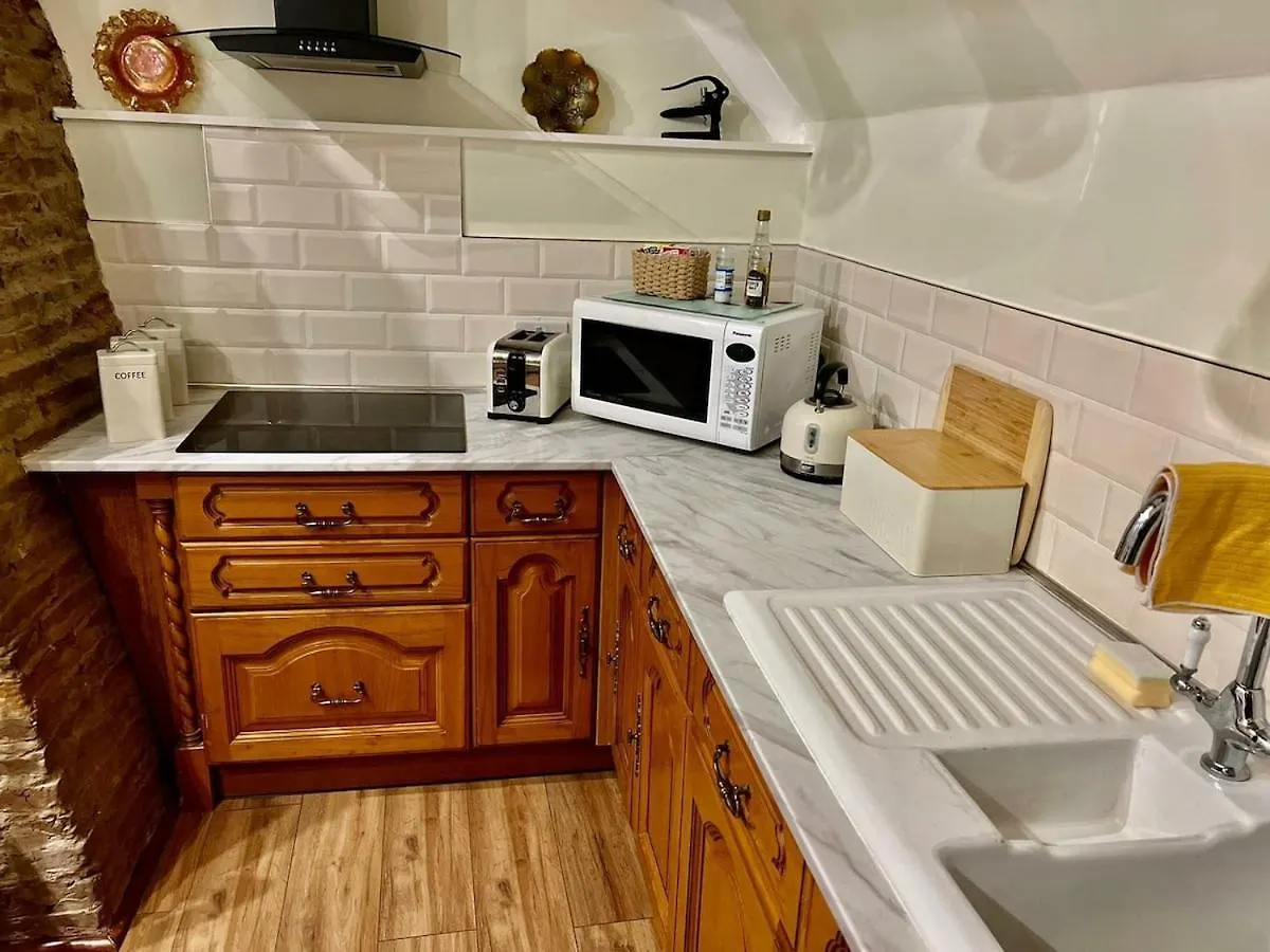 The Apple Chamber Self Contained Apartment Doncaster 0*,  Birleşik Krallık